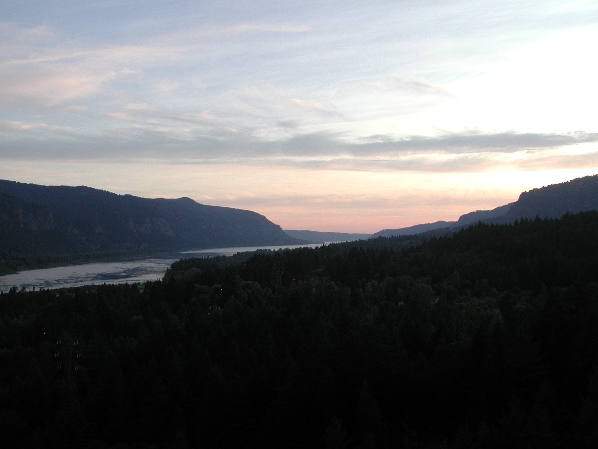 DSCN4438.JPG (889417 bytes)